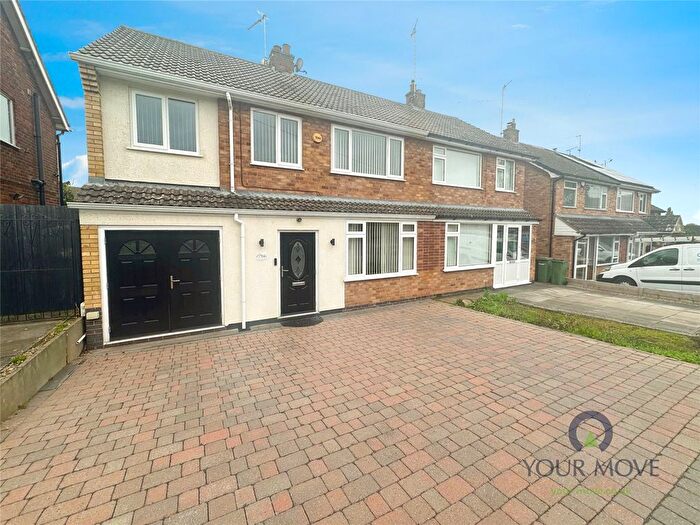 4 Bedroom Semi-detached House For Sale In Coltbeck Avenue, Narborough, Leicester, Leicestershire, LE19