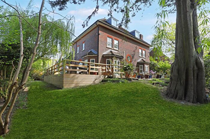 6 Bedroom Detached House For Sale In Regents Drive, Repton Park, Woodford Green, Essex, IG8