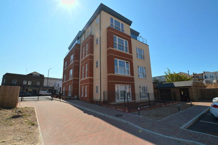 2 Bedroom Flat To Rent In Canterbury Road, Margate, CT9