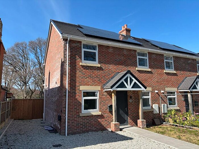 3 Bedroom House For Sale In Northbourne, Bournemouth, Dorset, BH10