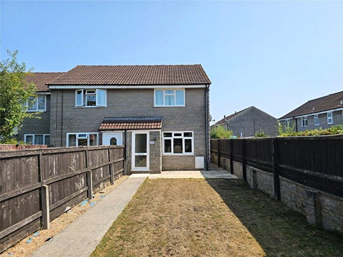 2 Bedroom End Of Terrace House To Rent In Barrymore Close, Langport, Somerset, TA10