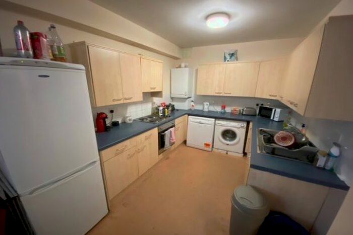 2 Bedroom Flat To Rent In Byron Street, Newcastle Upon Tyne, NE2