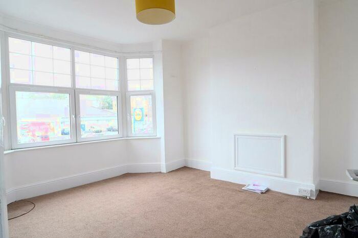 1 Bedroom Flat To Rent In Arundel Road, Brighton, BN2