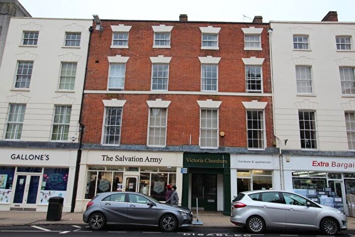 8 Bedroom Flat To Rent In Victoria Chambers, - The Parade, Leamington Spa, CV32