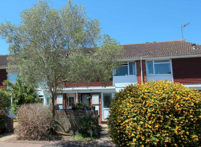 1 Bedroom Flat To Rent In Montreal Way, Worthing, BN13