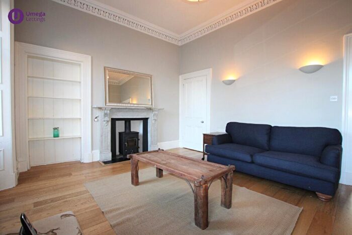 3 Bedroom Apartment To Rent In East Claremont Street, Broughton, Edinburgh, EH7