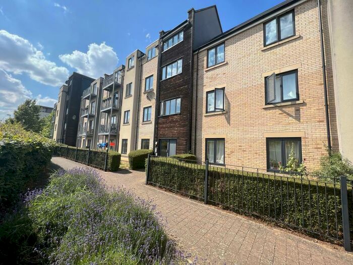 2 Bedroom Flat To Rent In Sweetpea Way, Cambridge, CB4