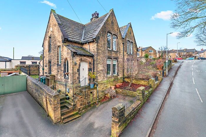 3 Bedroom Semi-Detached House For Sale In Primrose Lane, Gilstead, BD16