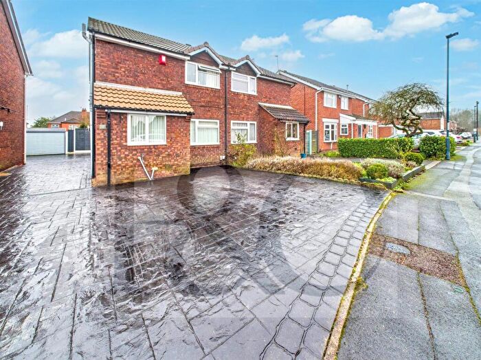 3 Bedroom Semi Detached House To Rent In Maypole Lane, Littleover, Derby, DE23