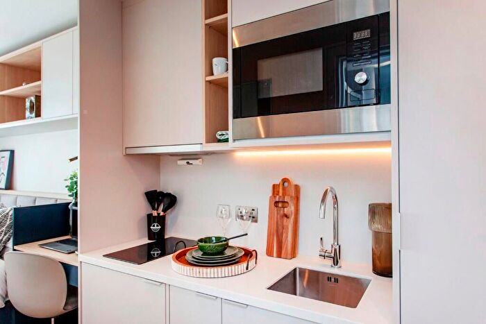 Studio To Rent In The Mall, Ealing, W5