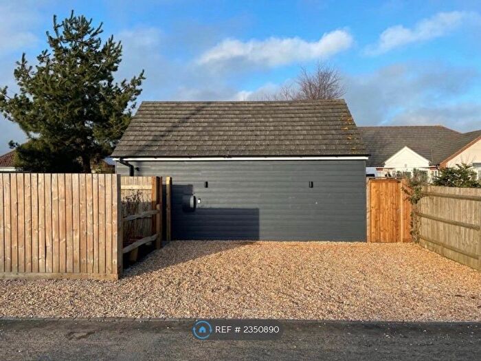 1 Bedroom Bungalow To Rent In The Gatehouse, Bersted, PO21