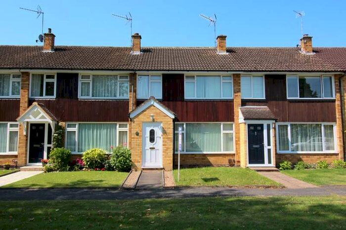 3 Bedroom House To Rent In Green Verges, Marlow, SL7