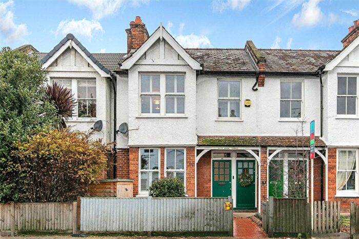 2 Bedroom Flat For Sale In Dover Terrace, Sandycombe Road, Kew, Surrey, TW9