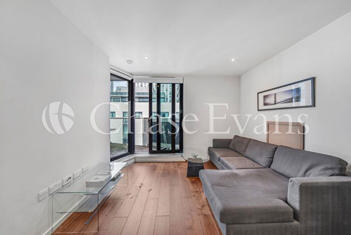 1 Bedroom Flat To Rent In Baltimore Wharf, Canary Wharf, London, E14