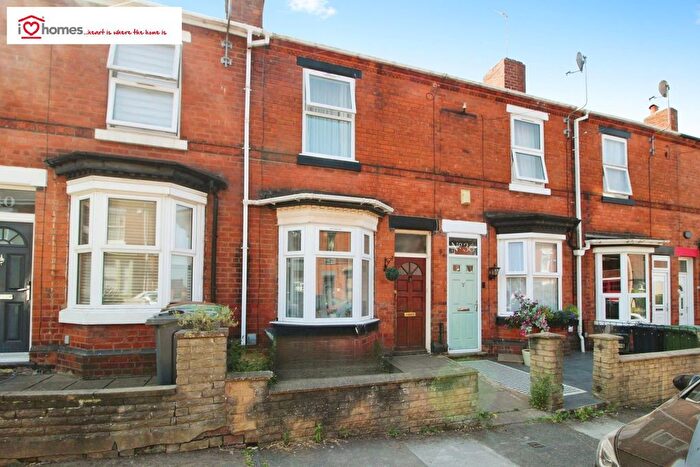 3 Bedroom Terraced House For Sale In Vincent Street, Walsall, WS1