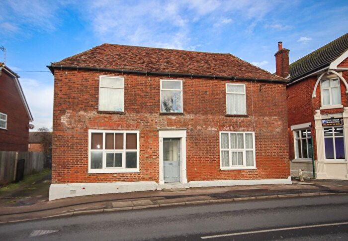 6 Bedroom Detached House For Sale In High Street, Newington, ME9