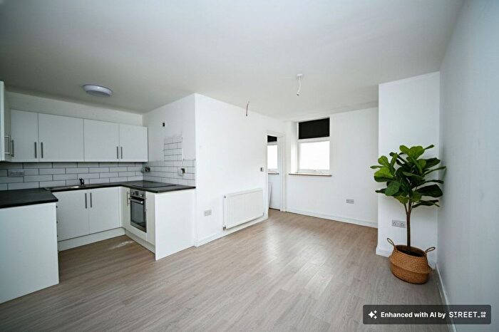 1 Bedroom Flat For Sale In Leigh Road, Hindley Green, WN2