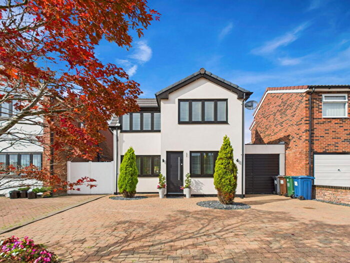 4 Bedroom Detached House For Sale In Noel Gate, Aughton, L39