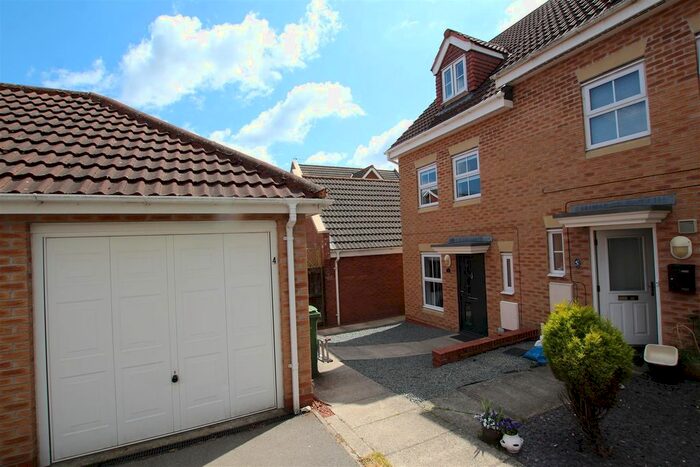 3 Bedroom Property To Rent In Watson Drive, Beverley, HU17