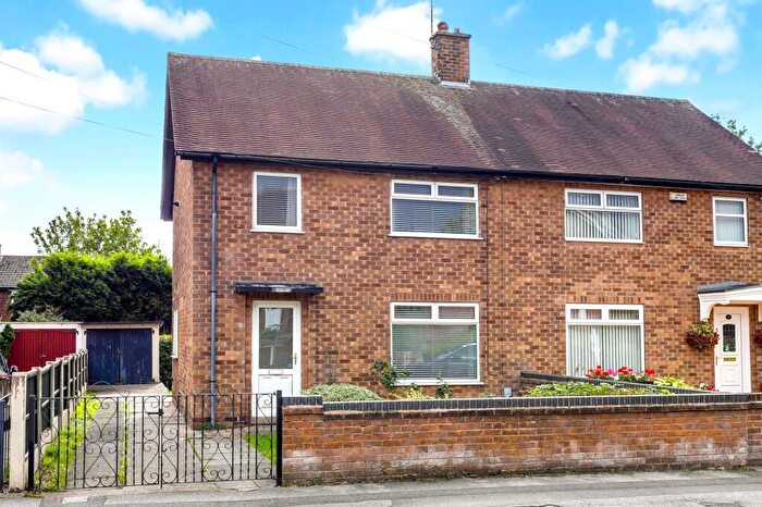 3 Bedroom Semi-Detached House For Sale In Chippenham Road, Nottingham, NG5