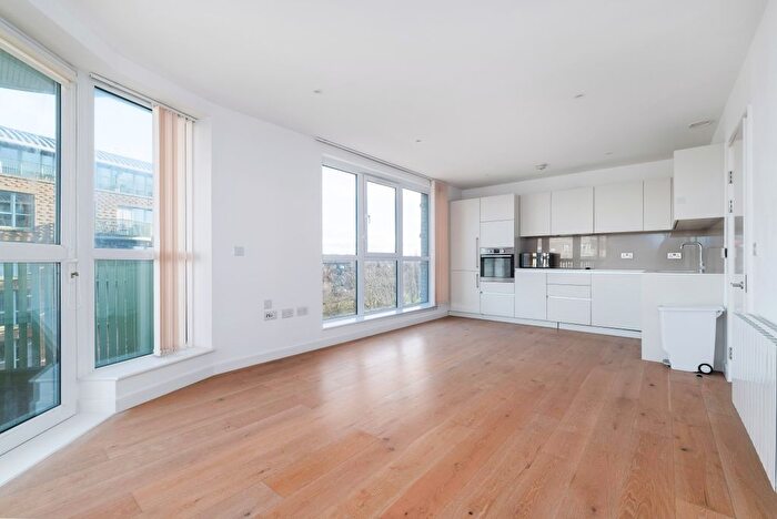 2 Bedroom Flat To Rent In Ottley Drive, SE3