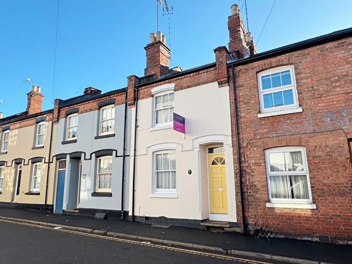 2 Bedroom Terraced House For Sale In Cross Street, Leamington Spa, CV32