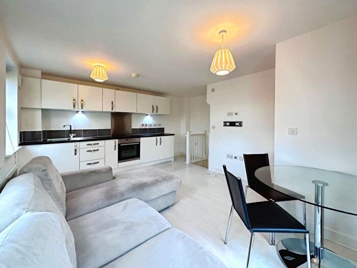 2 Bedroom House To Rent In Holts Crest Way, Leeds, LS12
