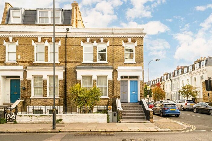 1 Bedroom Flat For Sale In Munster Road, London, SW6