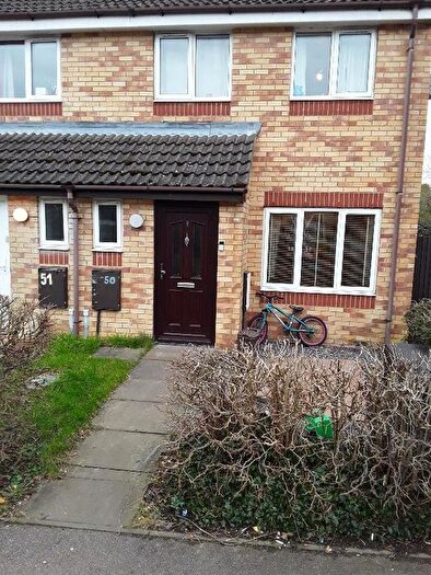 3 Bedroom End Of Terrace House To Rent In Vimy Road, Leighton Buzzard, LU7
