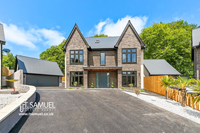 5 Bedroom House For Sale In The Oaks, Trem Y Dyffryn, Mountain Ash., CF45