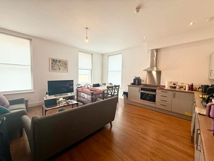 2 Bedroom Apartment To Rent In Carrington Street, Nottingham, Nottinghamshire, NG1