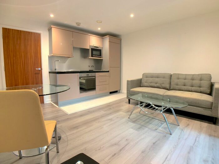 1 Bedroom Flat To Rent In Quay One, Neptune Street, Leeds City Centre, LS9