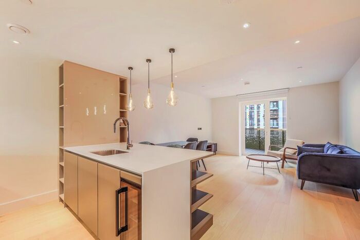 2 Bedroom Flat To Rent In Cassini Apartments, White City Living, London, W12