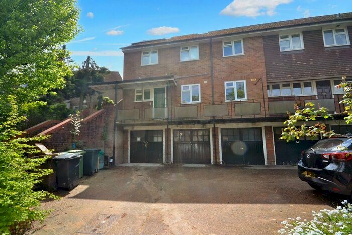 1 Bedroom Flat To Rent In Dorcas Court, Old London Road, St Albans, AL1