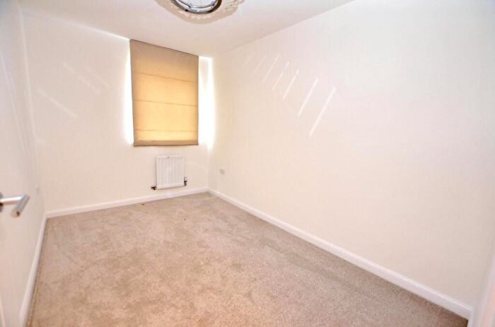 2 Bedroom Apartment For Sale In Watermill Way, Collingtree, Northampton, NN4