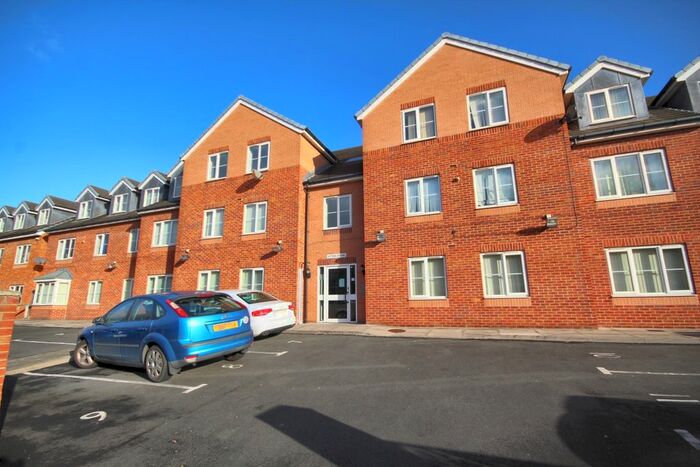 2 Bedroom Flat To Rent In Lytton Street, Middlesbrough, Cleveland, TS4