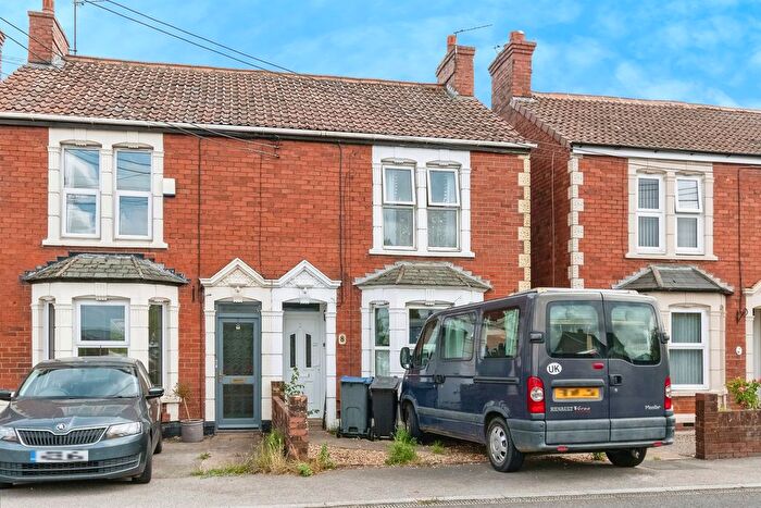 3 Bedroom Terraced House For Sale In The Ham, Westbury, BA13