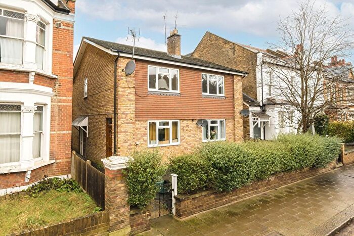 2 Bedroom Flat For Sale In St. Marys Grove, Chiswick, W4