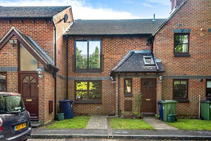 1 Bedroom Apartment To Rent In Green Ridges, Headington, OX3