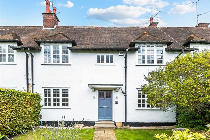 4 Bedroom Terraced House To Rent In Temple Fortune Lane, Hampstead Garden Suburb, NW11