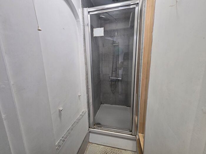 1 Bedroom Flat To Rent In Denmark Villas, Hove, BN3