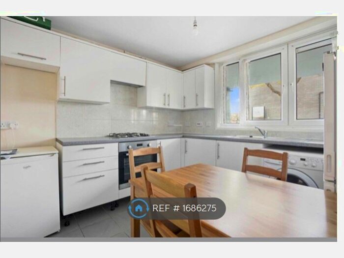 3 Bedroom Maisonette To Rent In Fallowfield, London, N4