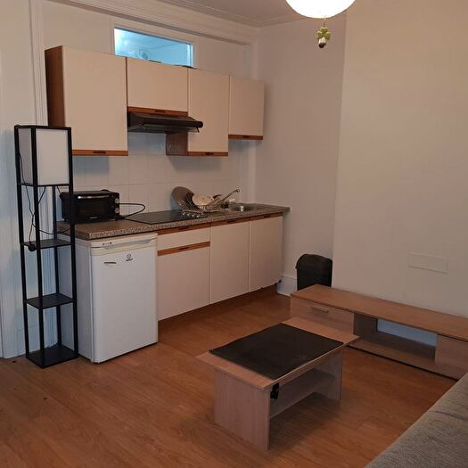1 Bedroom Flat To Rent In High Road, East Finchley, N2