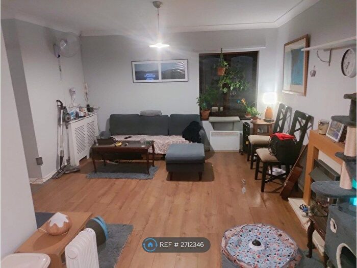 1 Bedroom Flat To Rent In Greenford Avenue, London, W7