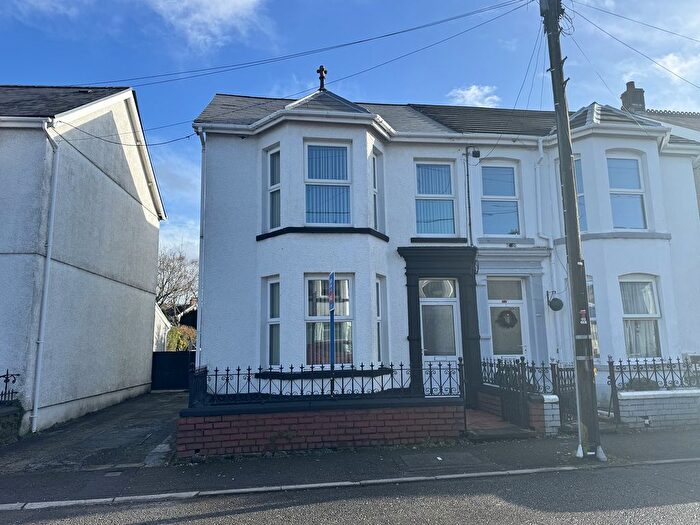 4 Bedroom Semi Detached House For Sale In Tirydail Lane, Ammanford, Carmarthenshire., SA18