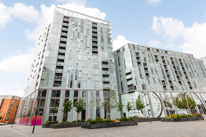 2 Bedroom Apartment To Rent In Harmony Place, Deptford, SE8