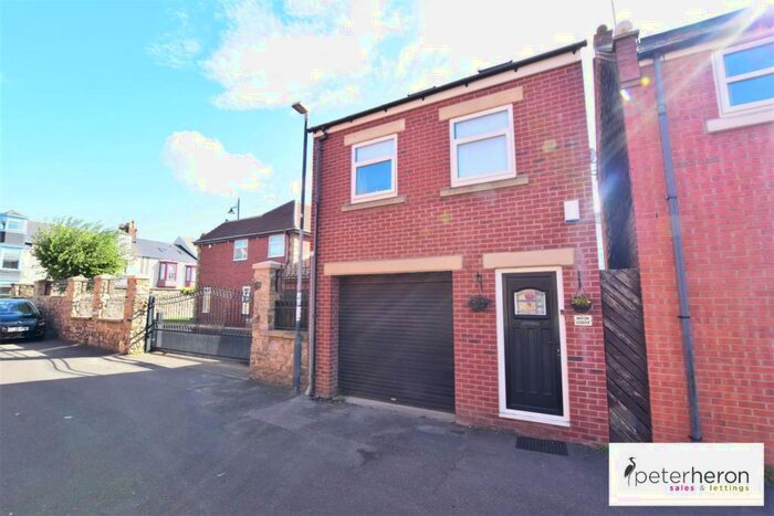 3 Bedroom Detached House To Rent In Nook Lodge South Cliff, Roker, Sunderland, SR6