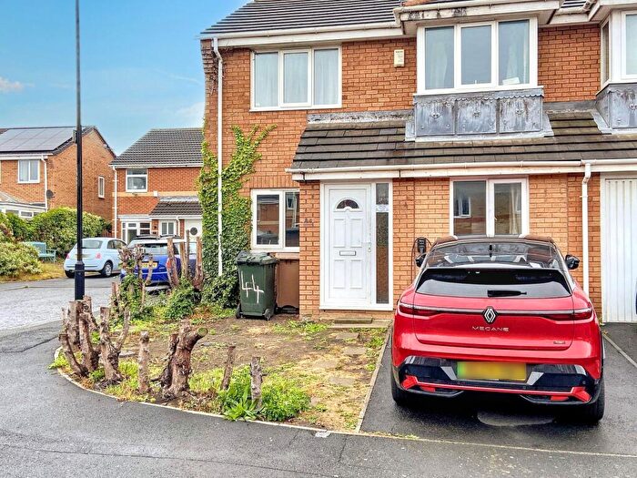 3 Bedroom Semi-Detached House For Sale In Rowntree Way, Royal Quays, North Shields, Tyne And Wear, NE29