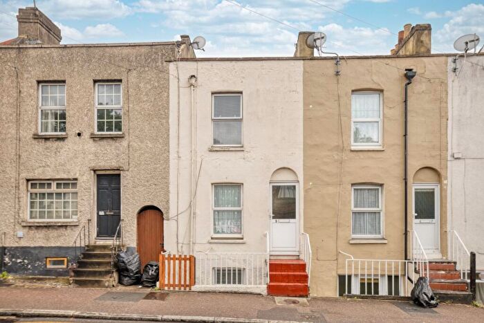 3 Bedroom Terraced House For Sale In Hereson Road, Ramsgate, Kent, CT11