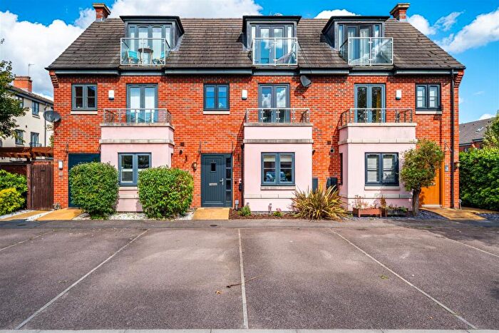 3 Bedroom Terraced House For Sale In Ferryman Road, Wilford, NG11